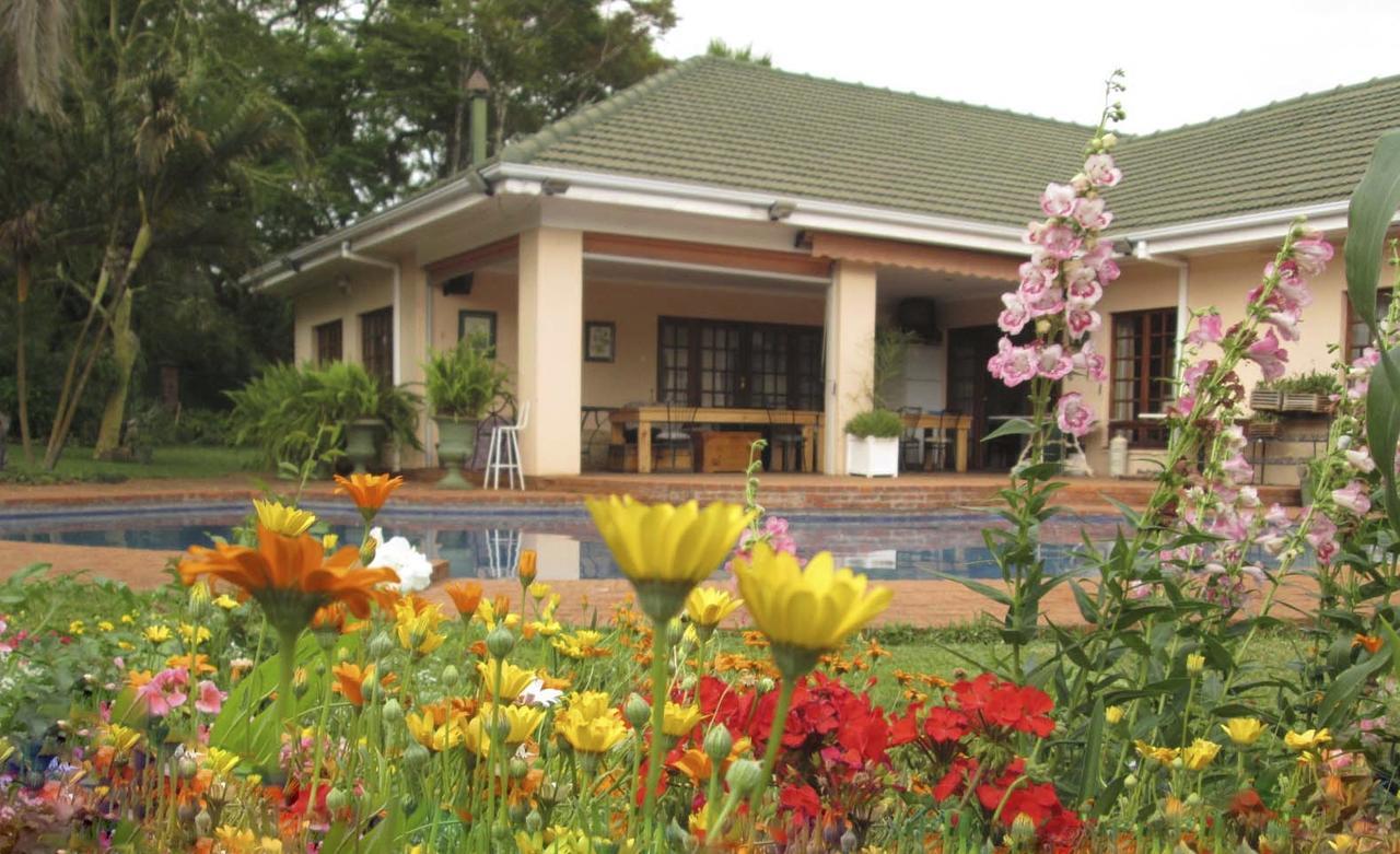 12 Fleetwood Bed & Breakfast ฮาราเร ภายนอก รูปภาพ