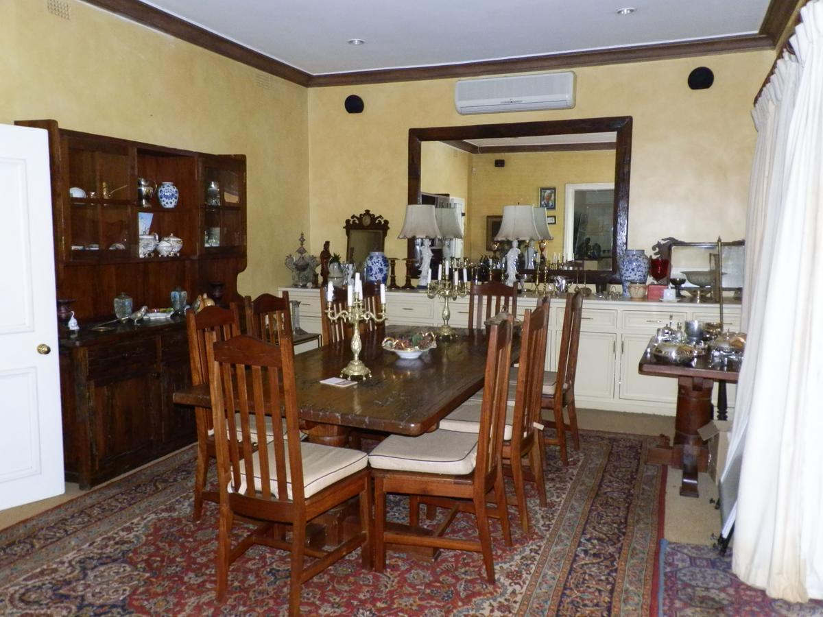 12 Fleetwood Bed & Breakfast ฮาราเร ภายนอก รูปภาพ
